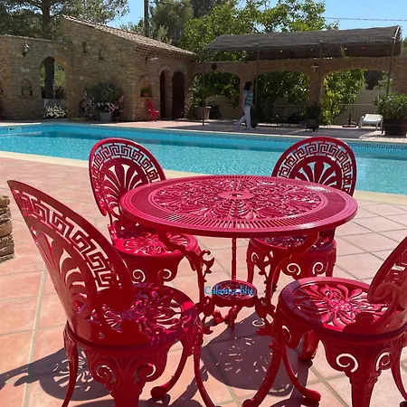 Calanca Blu : Grand Appartement Cuges-les-Pins Extérieur photo
