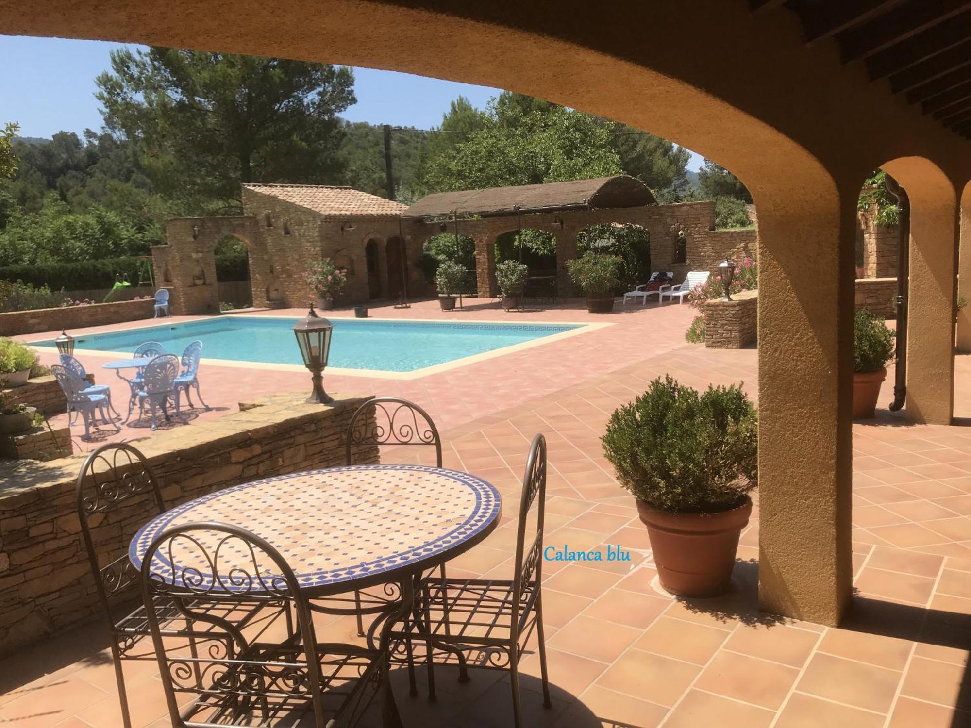Calanca Blu : Grand * Cuges-les-Pins